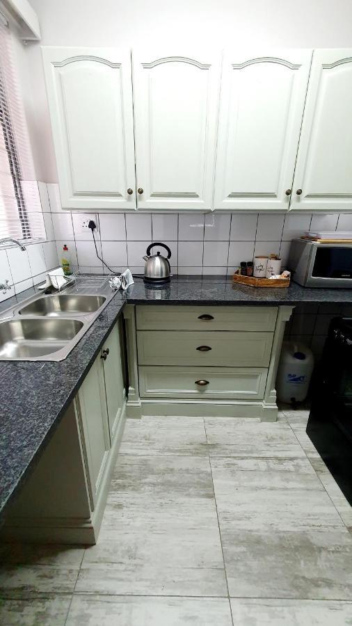 Laboria 102 & 103 Daire Harrismith Dış mekan fotoğraf