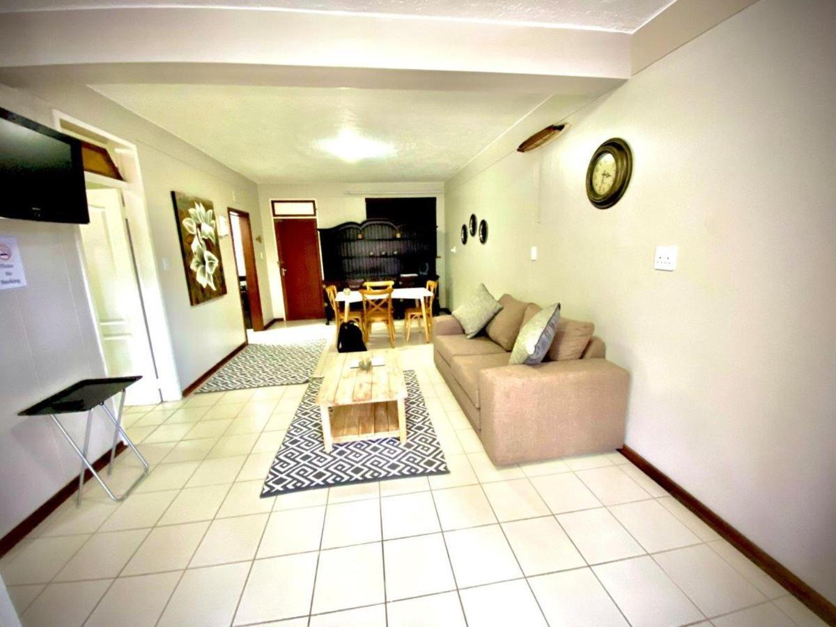 Laboria 102 & 103 Daire Harrismith Dış mekan fotoğraf